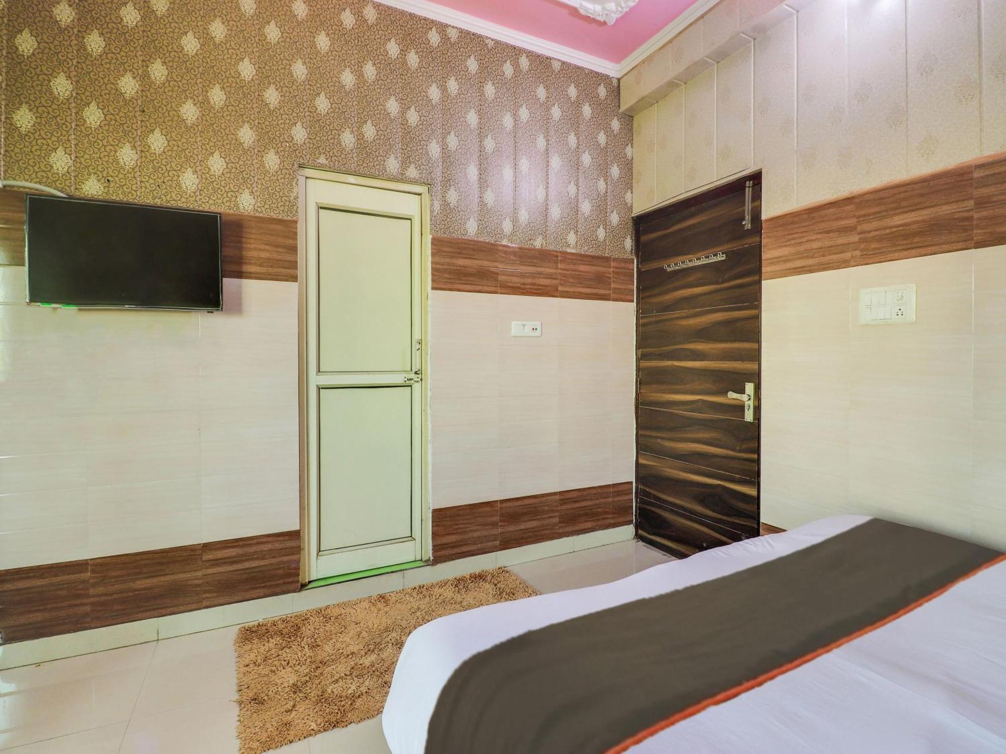 Collection O Paradise And Restaurant Hotel Kashipur Exterior foto